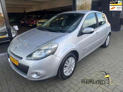 Renault Clio 1.2 Collection / apk 1-2026