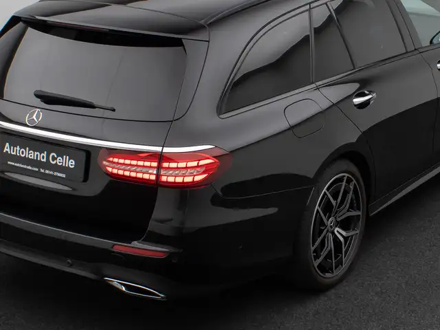 Mercedes-Benz E-Class view 15