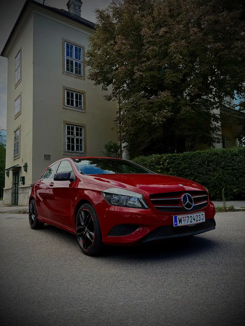 Mercedes-Benz A 180 BlueEfficiency Edition Rot - 2