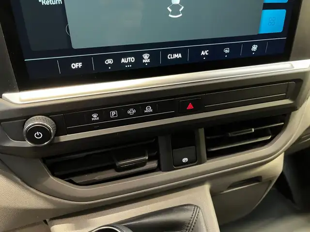 Volkswagen Transporter view 14