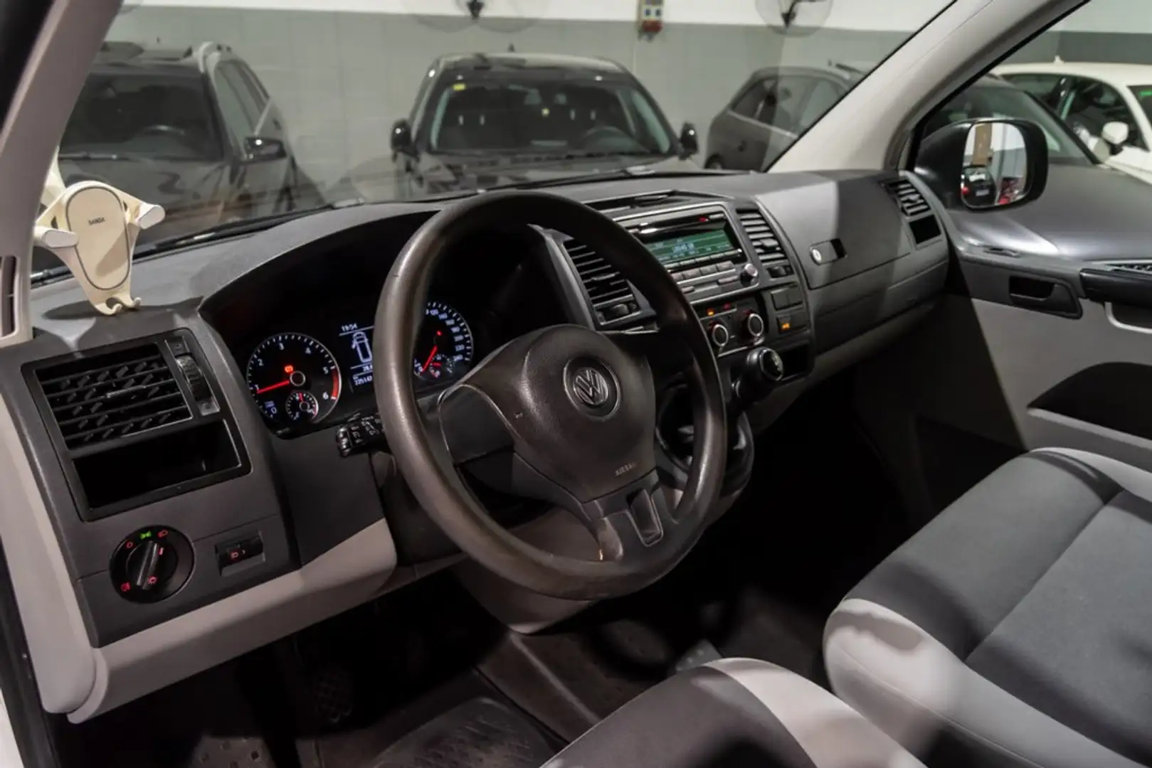 Volkswagen Transporter Furgón Largo TM 2.0 TDI BMT 84CV Wit - 2