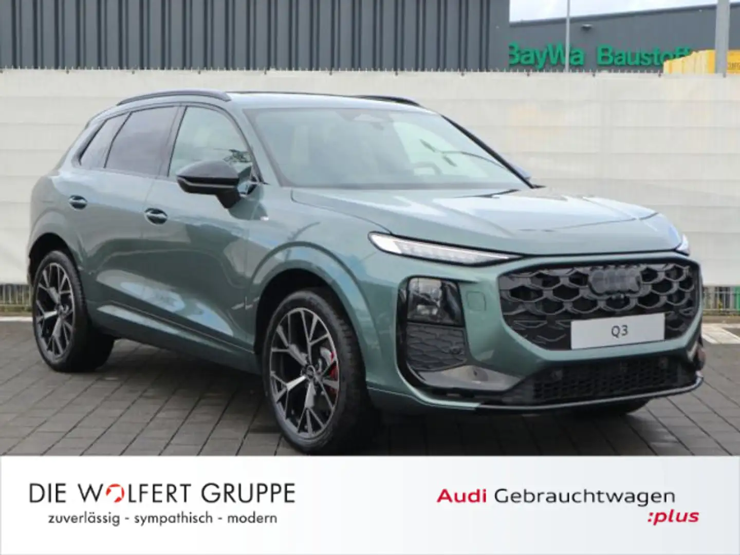 Audi Q3 SUV TFSI quattro S line*PANO*DIGI MATRIX* Vert - 1