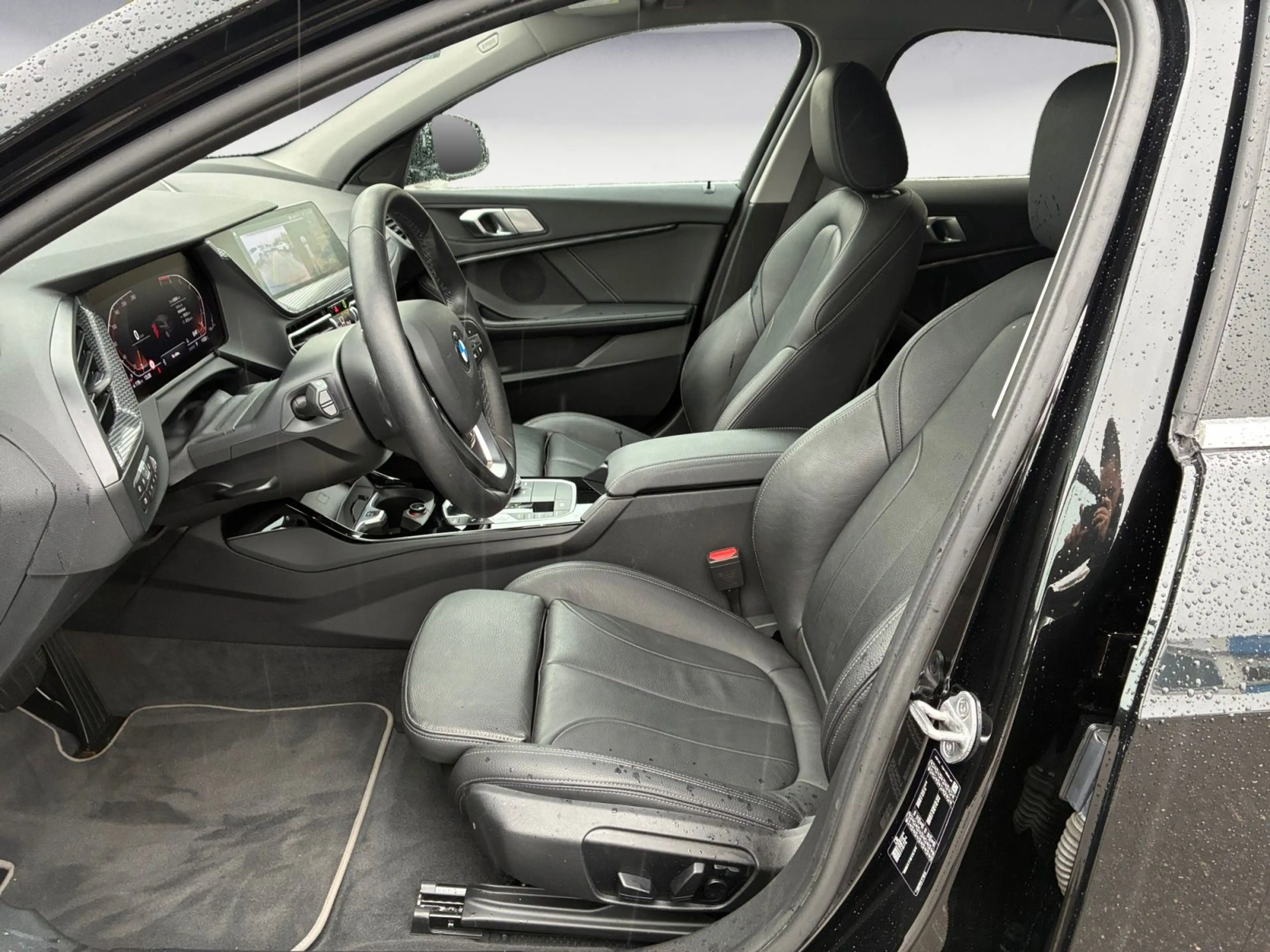 BMW 118 i Luxury Line Navi Head-Up Memory vorn Aktive — photo 12