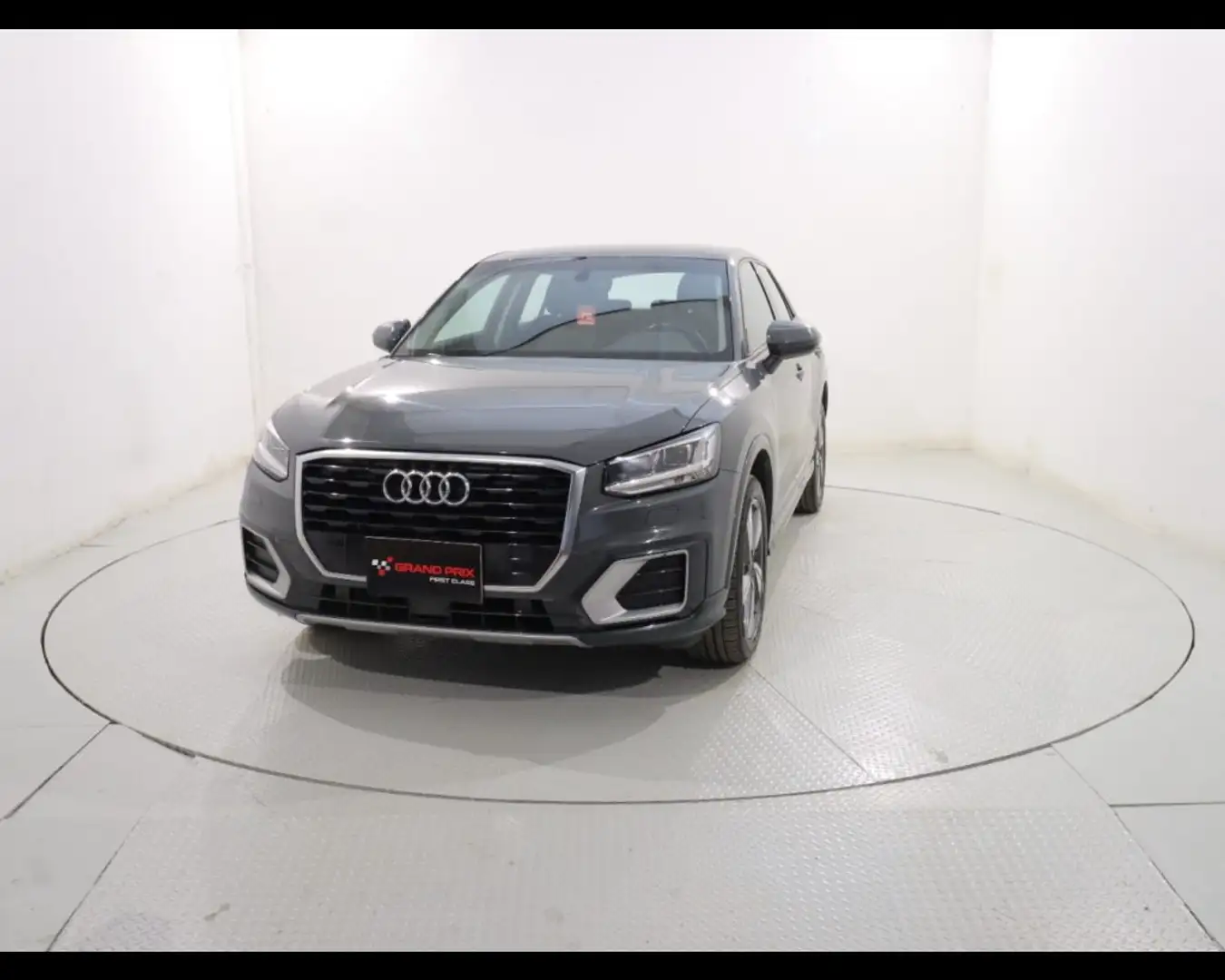 Audi Q2 30 TDI S tronic Admired Grigio - 2