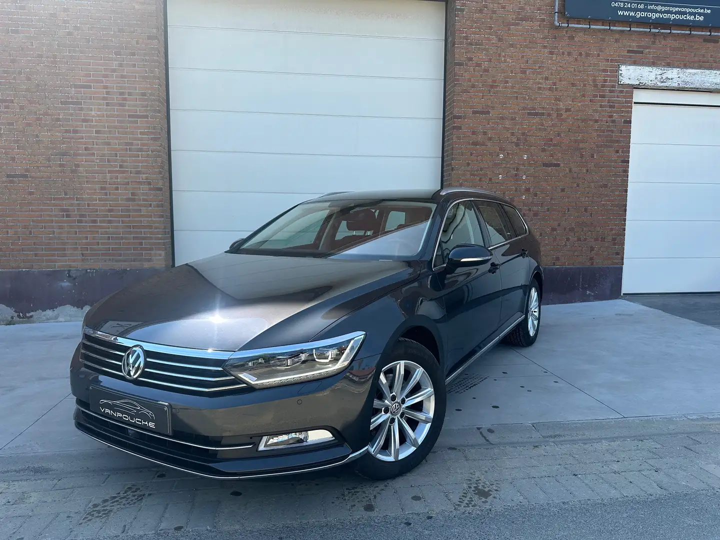 Volkswagen Passat Variant 2.0 TDI DSG Highline !TOPUITRUSTING! Grijs - 2