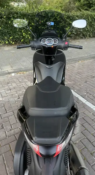 Piaggio Beverly 350 - foto 7