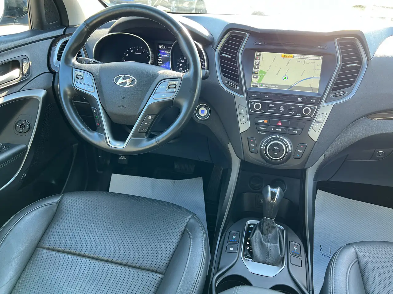 Hyundai SANTA FE снимка Hyundai SANTA FE