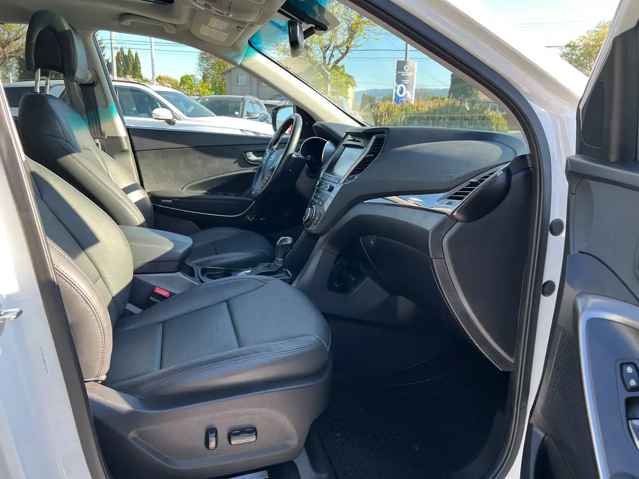 Hyundai SANTA FE снимка Hyundai SANTA FE