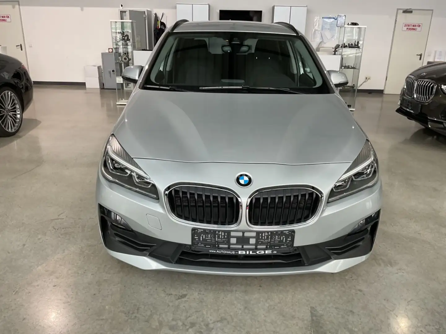 BMW 216 d Active Tourer Advantage Argintiu - 1