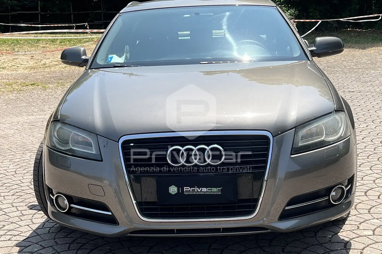 Audi A3 A3 SPB 2.0 TDI F.AP. Ambition Marrone - 2
