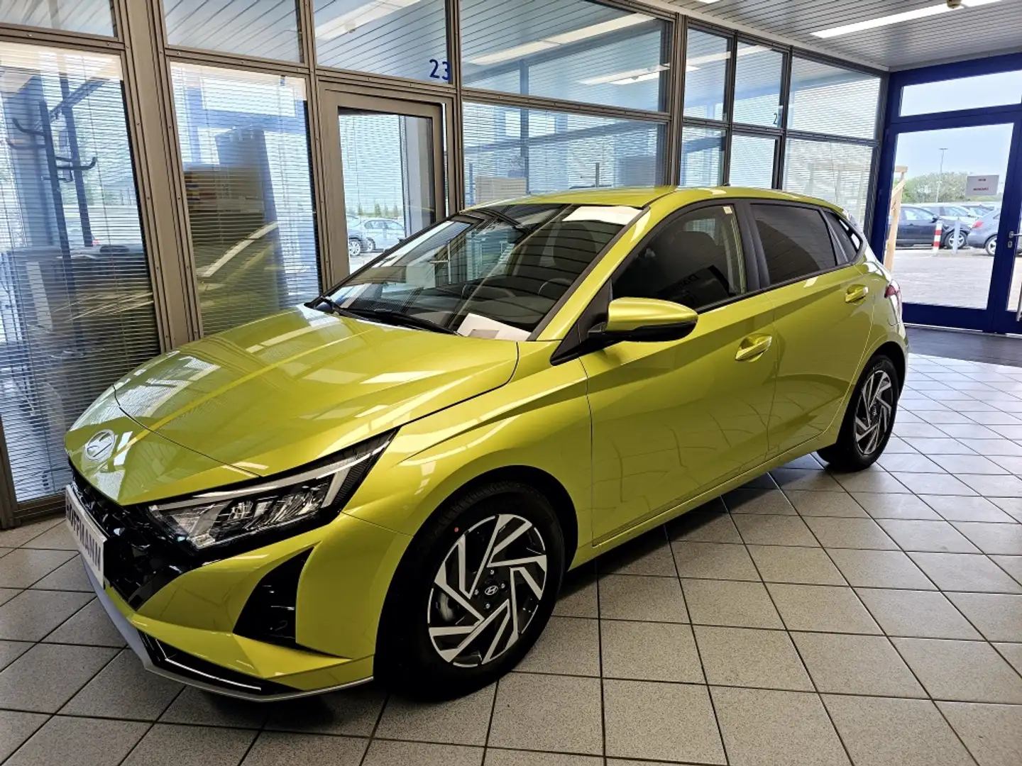 Hyundai i20 Trend Navi,Kamera,LED-Scheinw.,Sitzhzg,Alu Żółty - 2