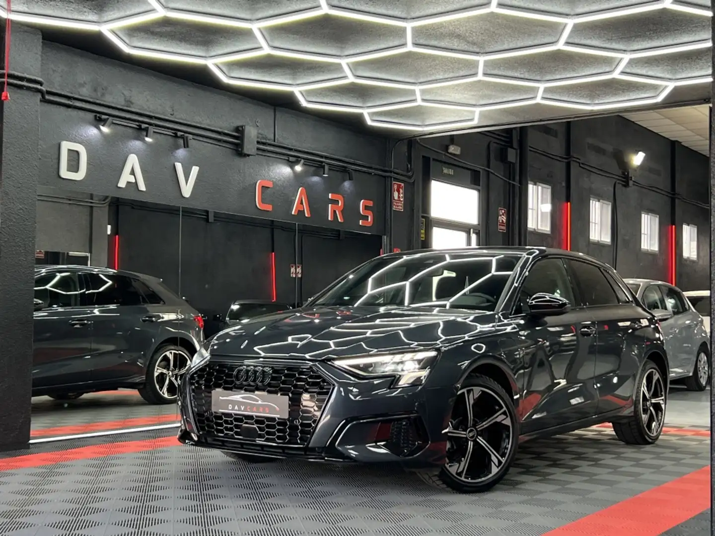 Audi A3 Sportback 40 TFSIe S line S tronic Bleu - 1