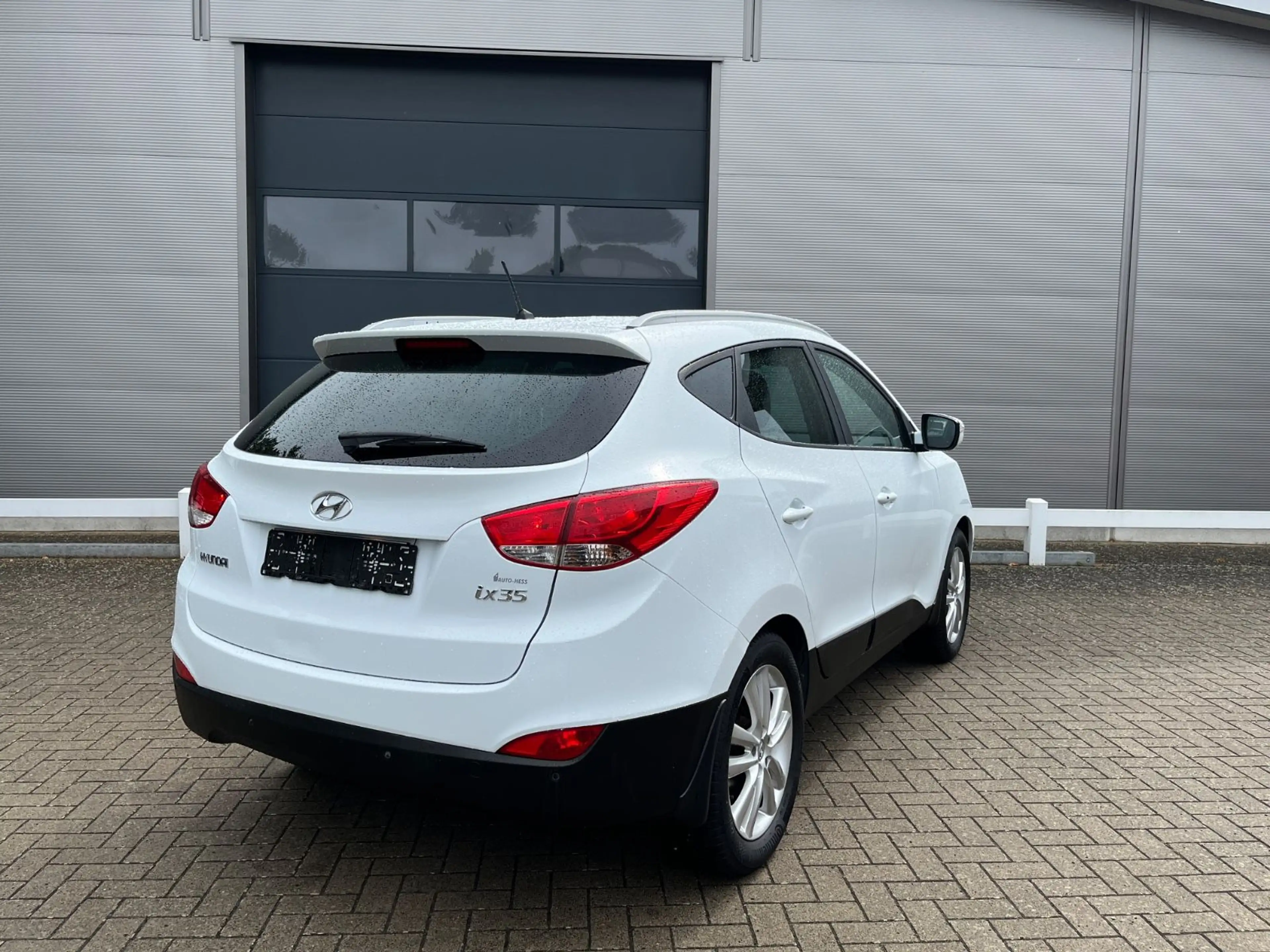 Hyundai iX35 Style 2.0 AWD AHK+LEDER+AUTOMATIK — photo 4