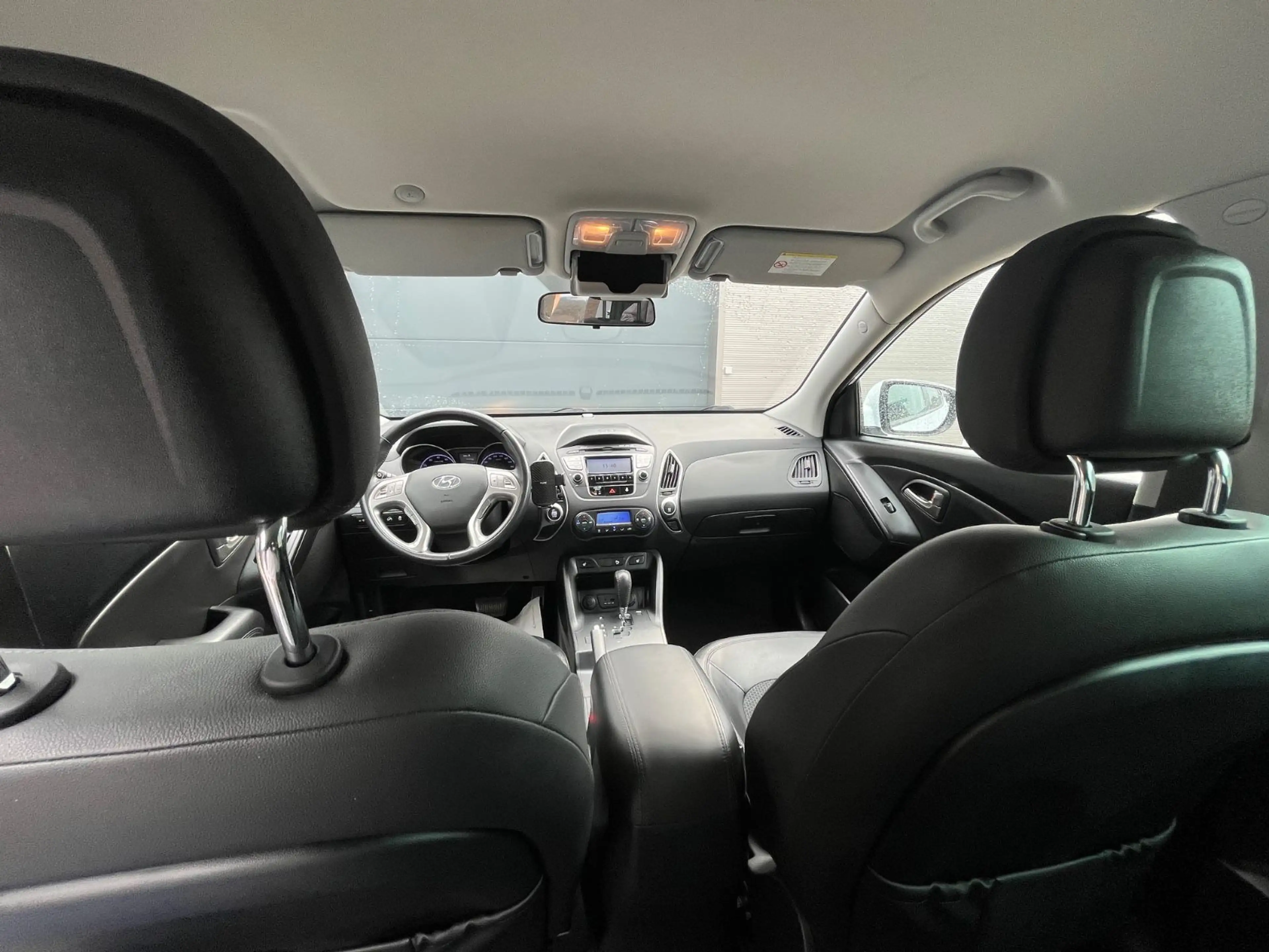 Hyundai iX35 Style 2.0 AWD AHK+LEDER+AUTOMATIK — photo 10