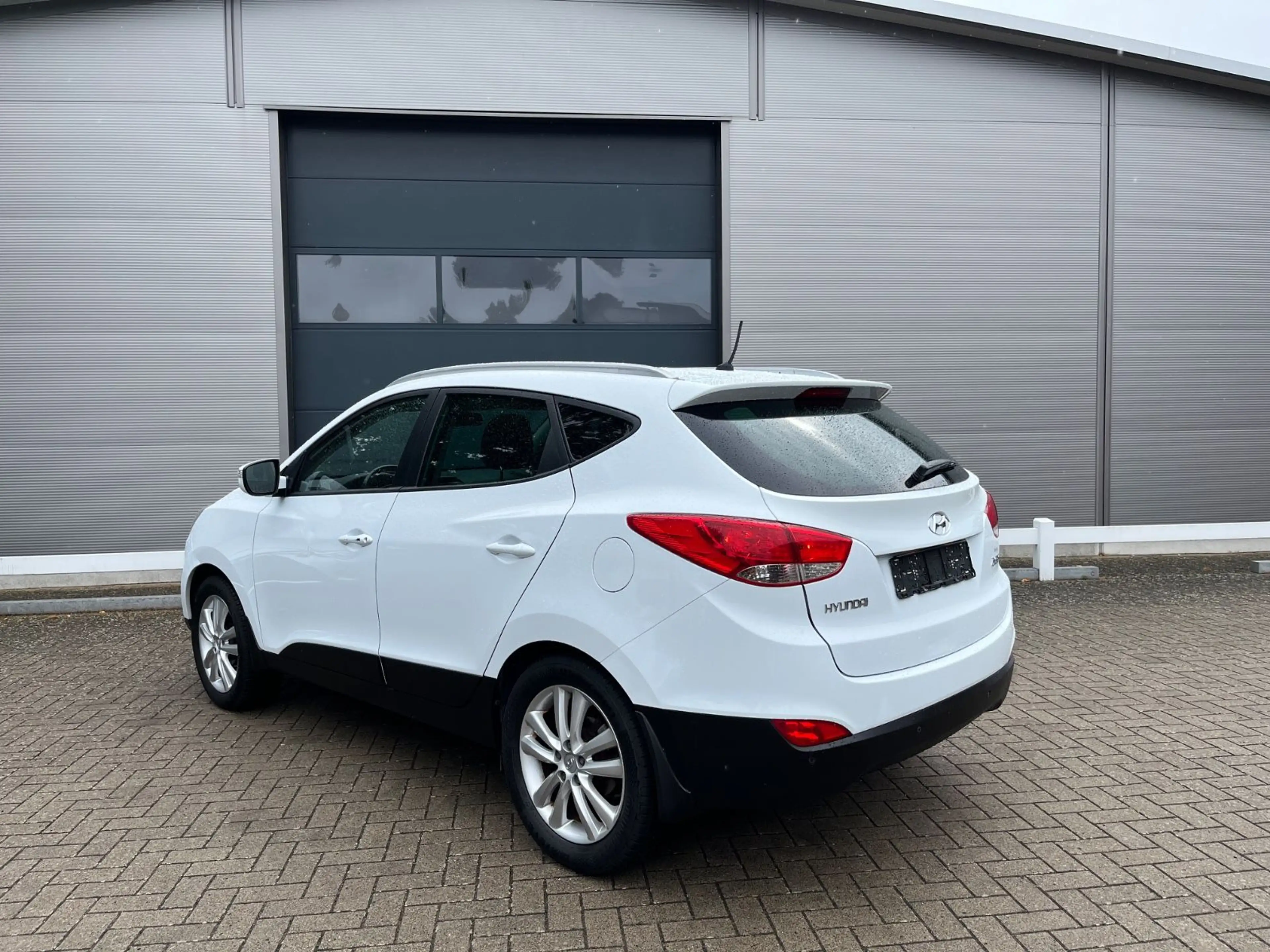 Hyundai iX35 Style 2.0 AWD AHK+LEDER+AUTOMATIK — photo 6