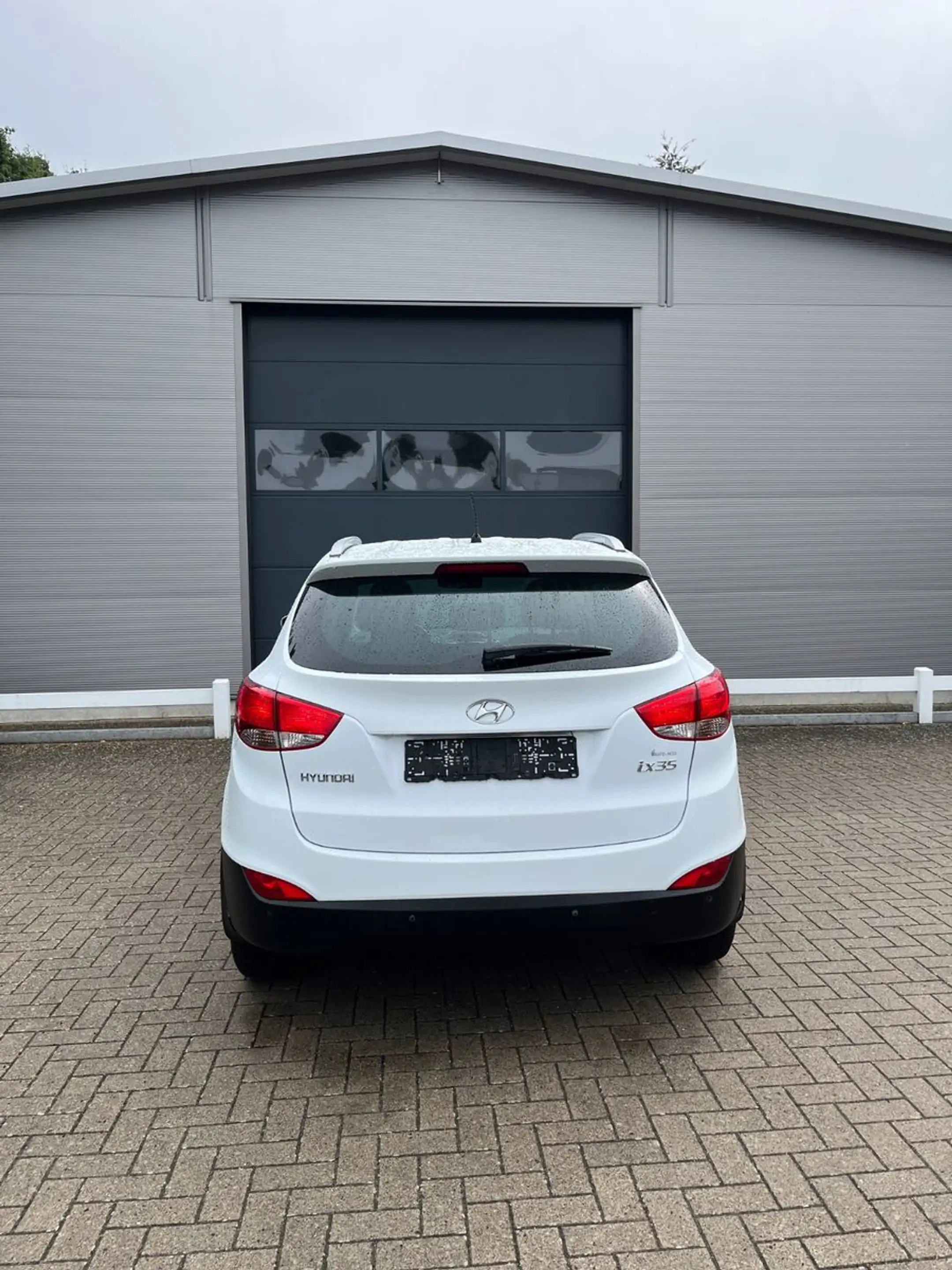 Hyundai iX35 Style 2.0 AWD AHK+LEDER+AUTOMATIK — photo 8