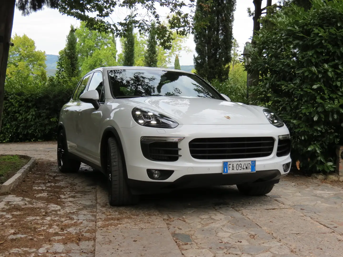 Porsche Cayenne Bianco - 1