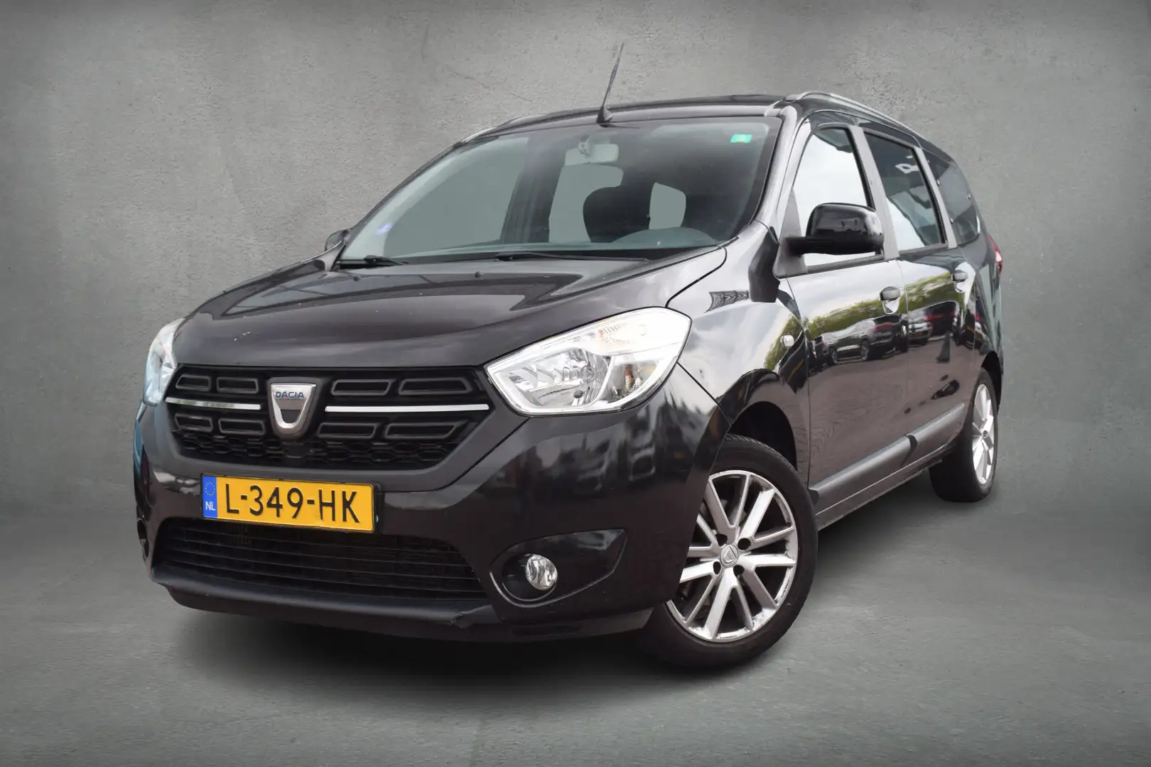 Dacia Lodgy 1.3 TCe Stepway 7p | 7 Pers. | AppleCaplay | DAB | Zwart - 2