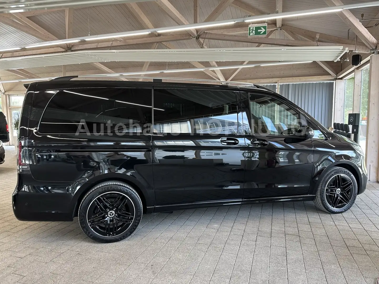Mercedes-Benz V 250 V 250 d 4M*STYLE*AMG*DISTRONIC*STHZG*CARPLAY*AHK Schwarz - 2