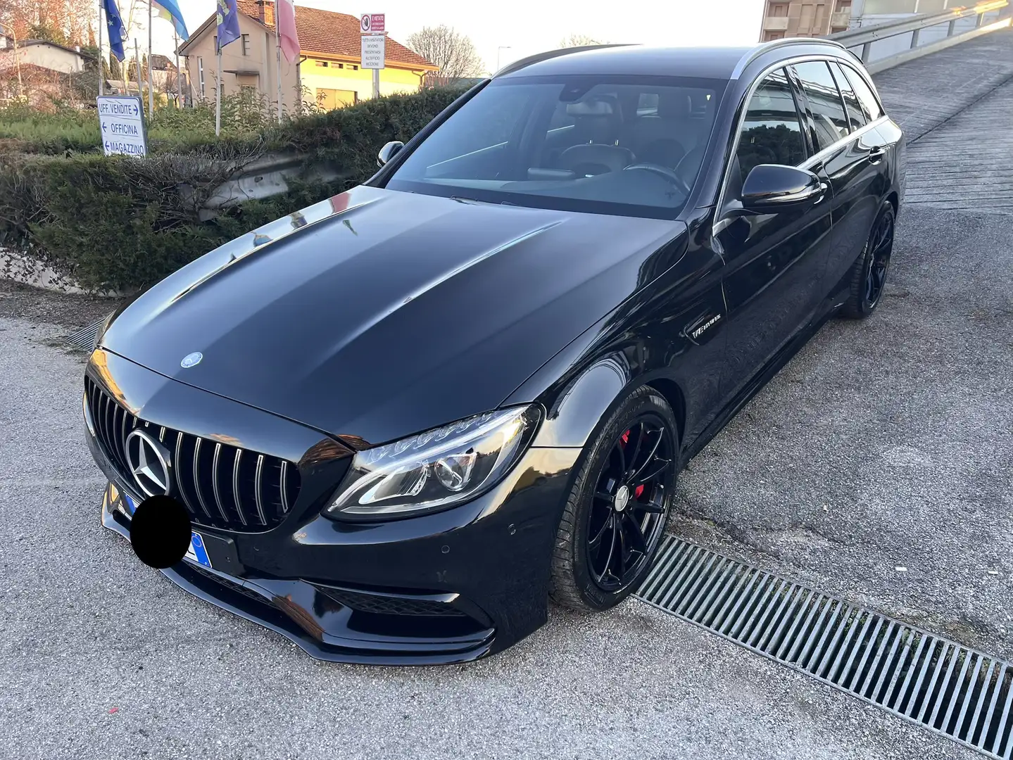 Mercedes-Benz C 63 AMG SW auto Noir - 1