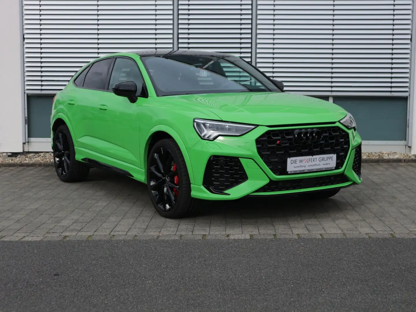 Audi RS Q3 RSQ3 Sportback 2.5 TFSI quattro MATRIX*PANO*SONO Grün - 2