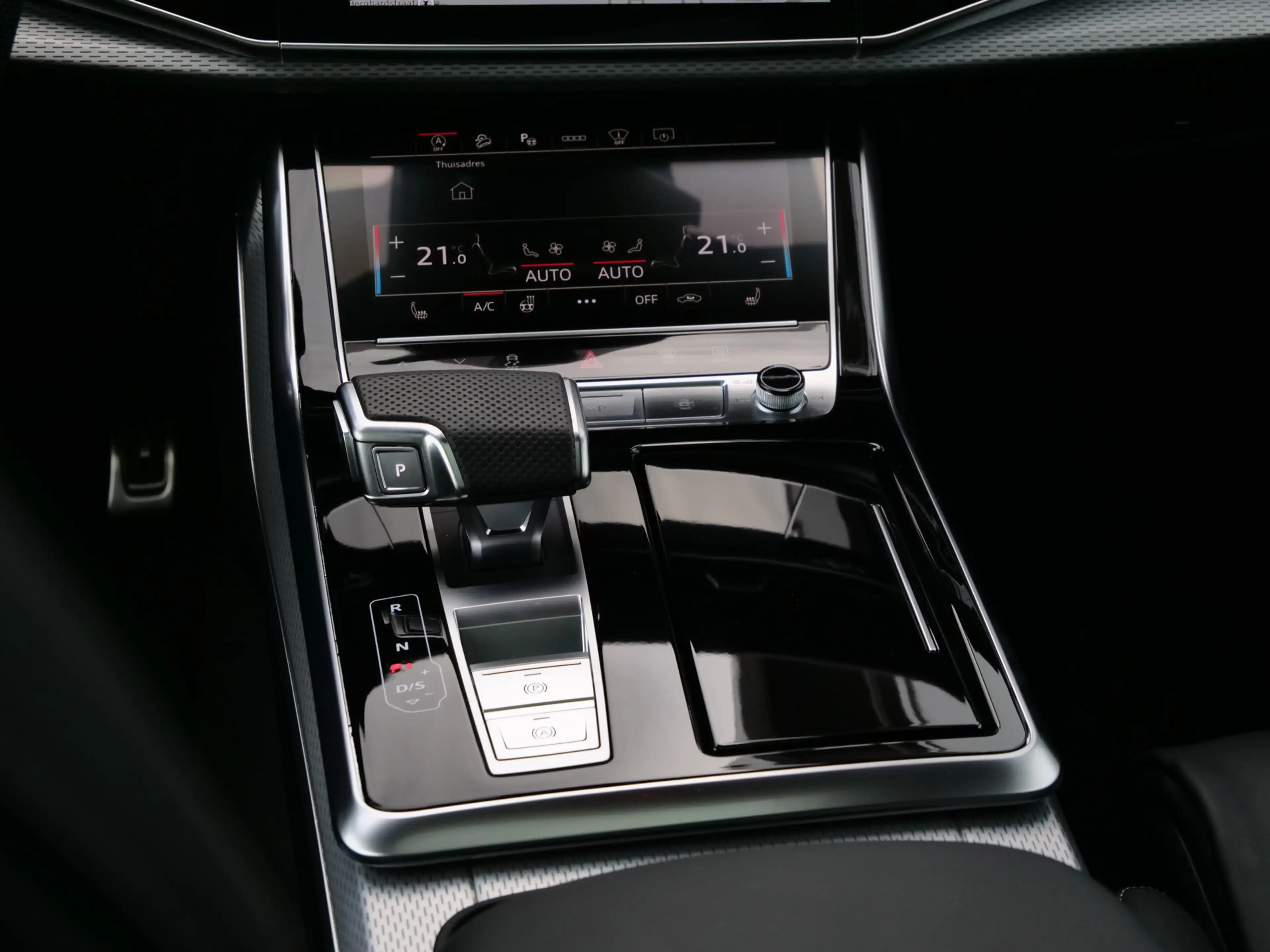 Audi SQ8 4.0 TFSI SQ8 Quattro 507 Pk Trekhaak / Schuifdak / — photo 44