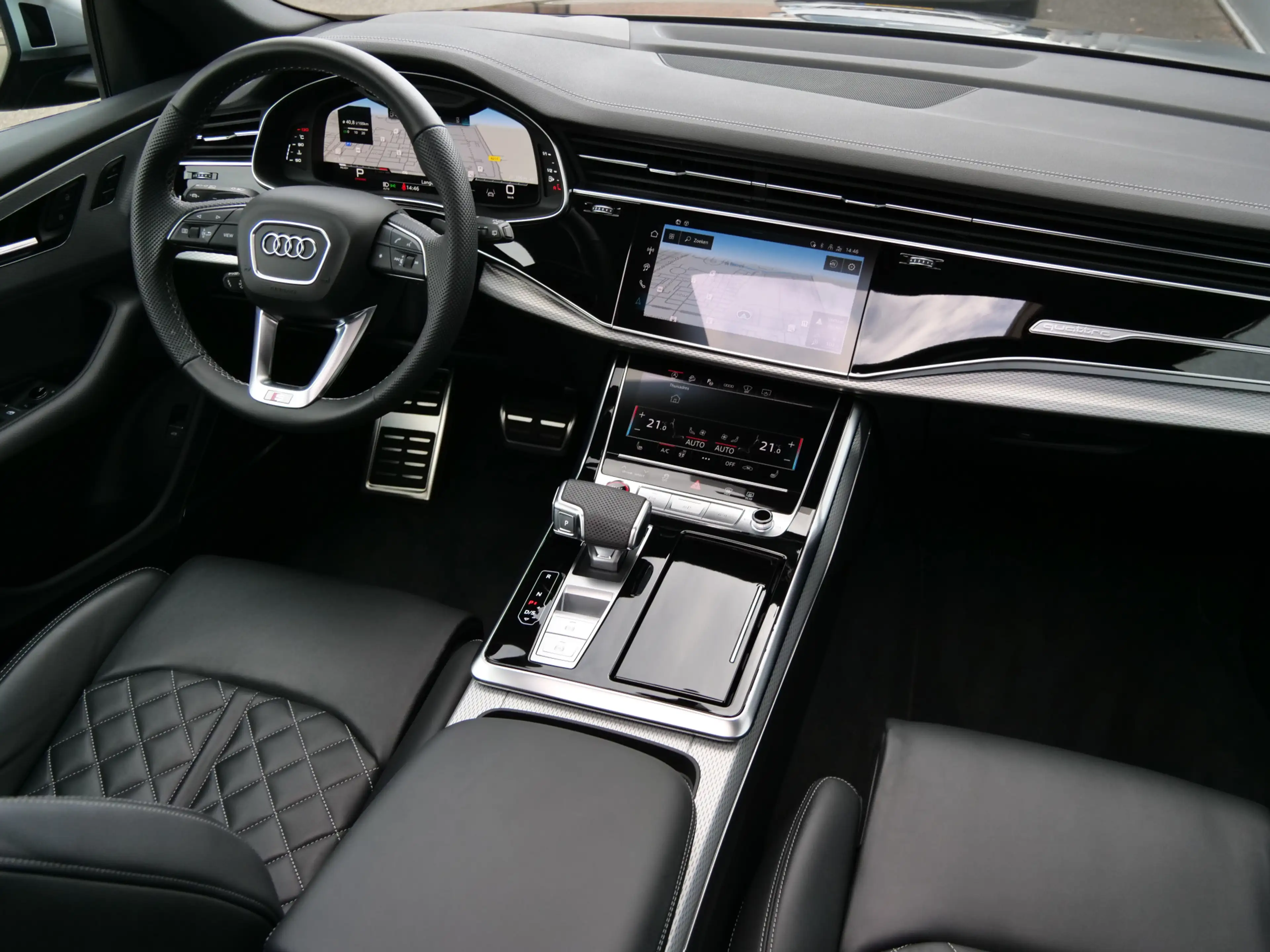 Audi SQ8 4.0 TFSI SQ8 Quattro 507 Pk Trekhaak / Schuifdak / — photo 2