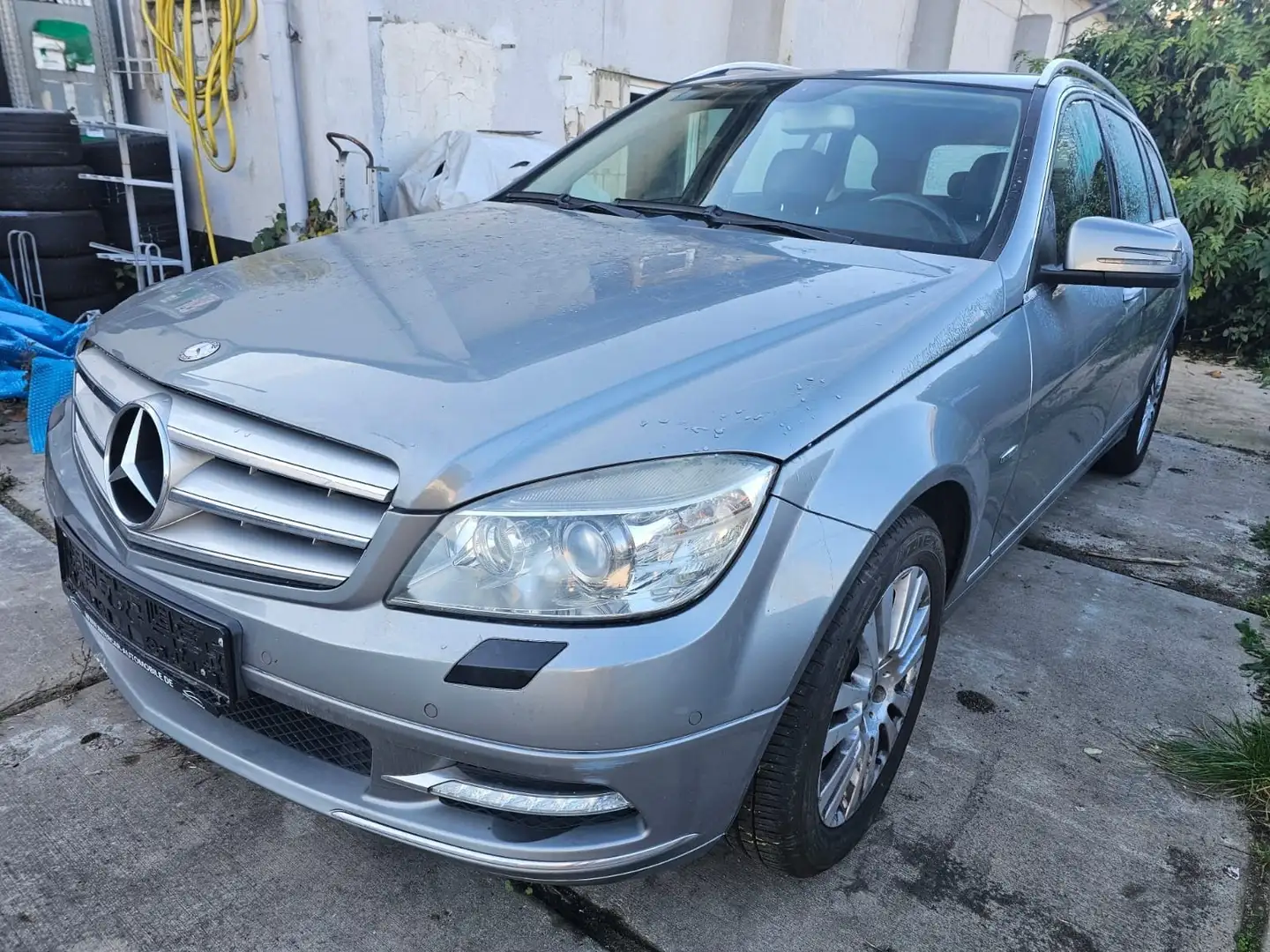 Mercedes-Benz C 200 C T-Modell C 200 T CGI BlueEfficiency Argent - 1