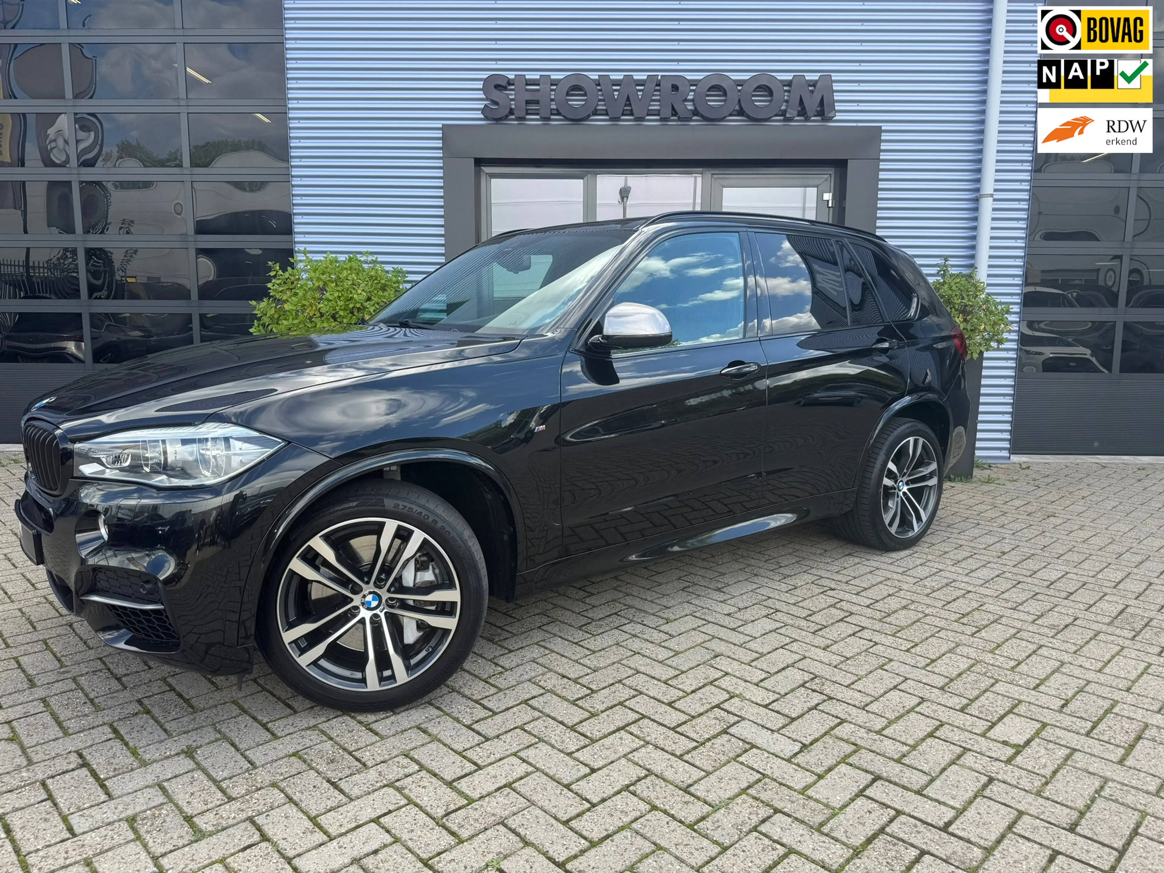 BMW X5 M50d PANO|LEDER|TREKHAAK|DEALER ONDERHOUDEN|STOEL