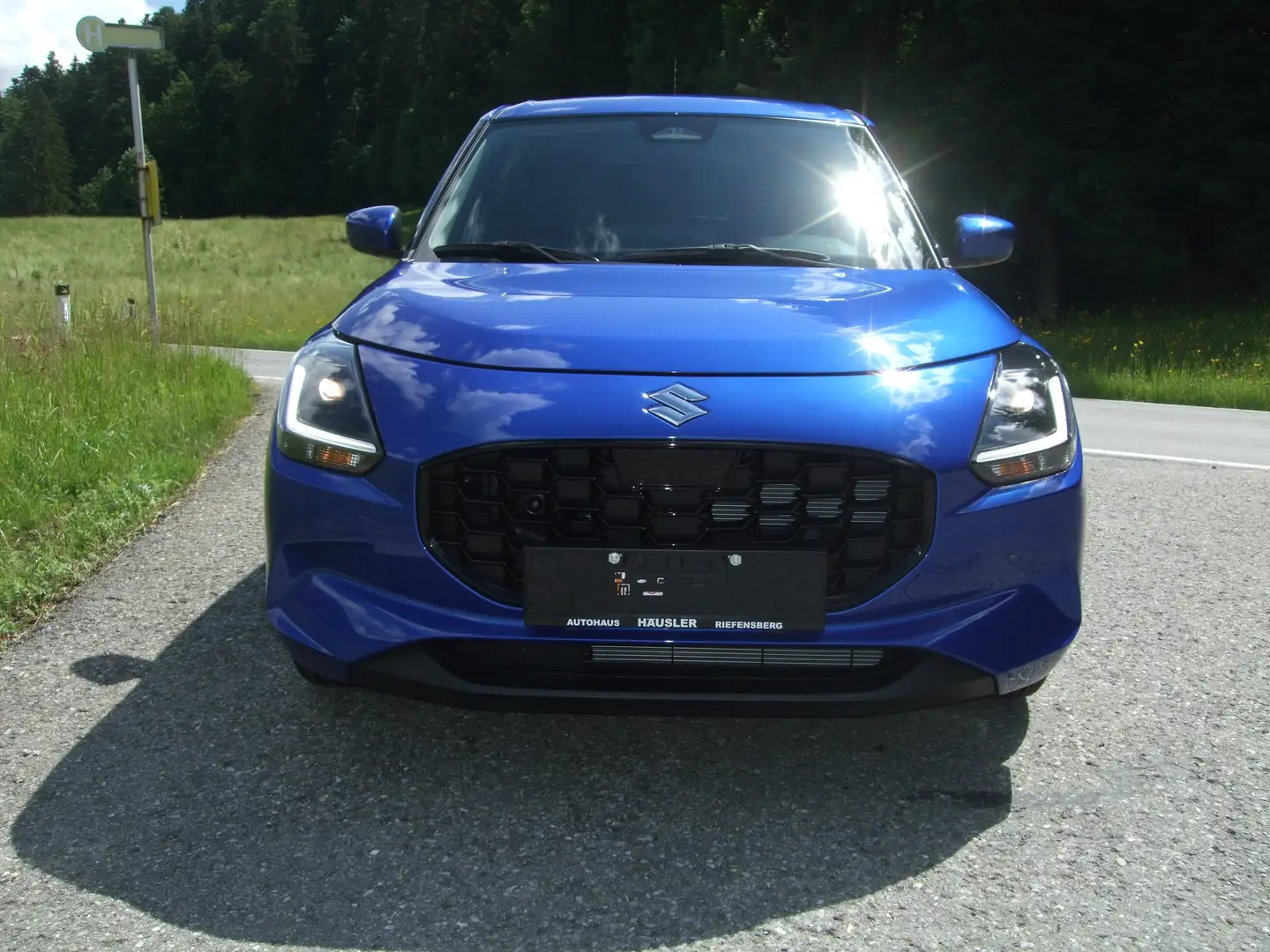 Suzuki Swift 1,2 Hybrid Shine Blau - 2