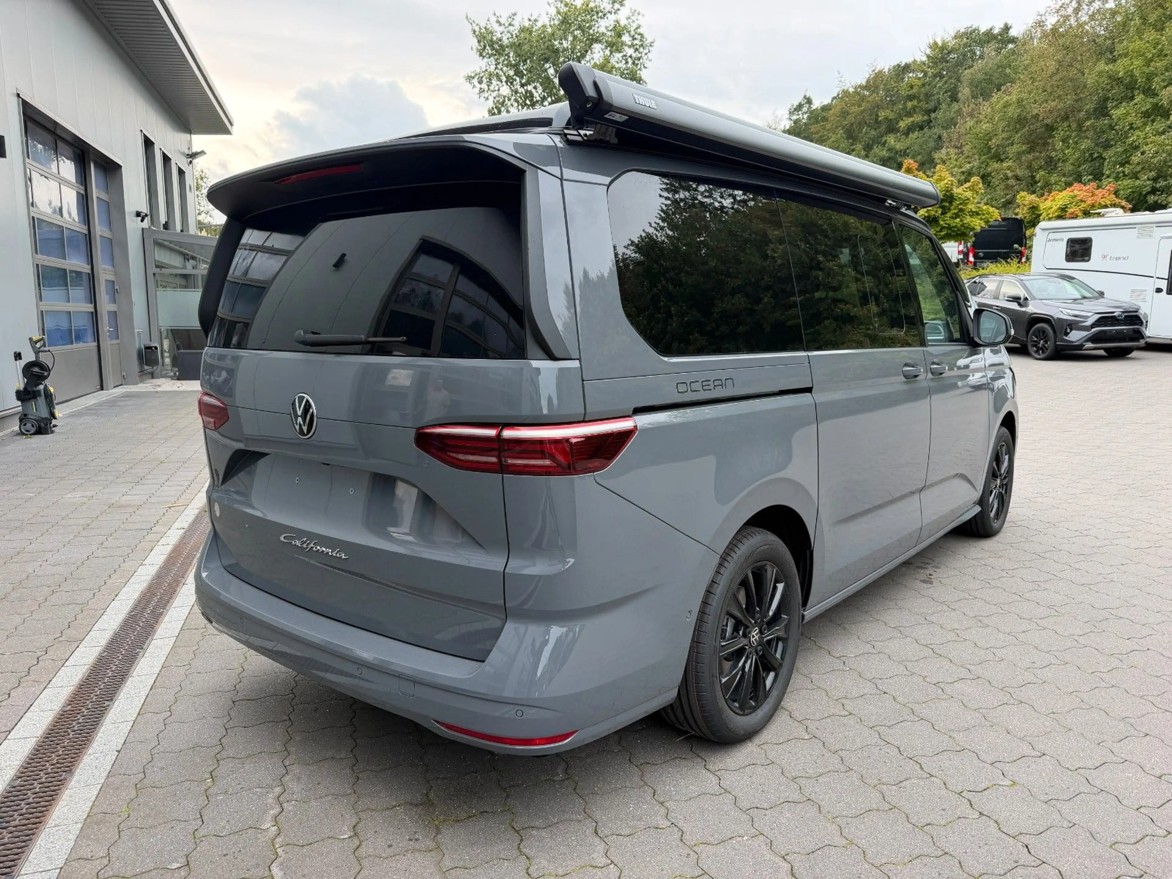 Volkswagen T7 California Ocean 2.0 TDI DSG TOP+AHK+18"+NEU — photo 7