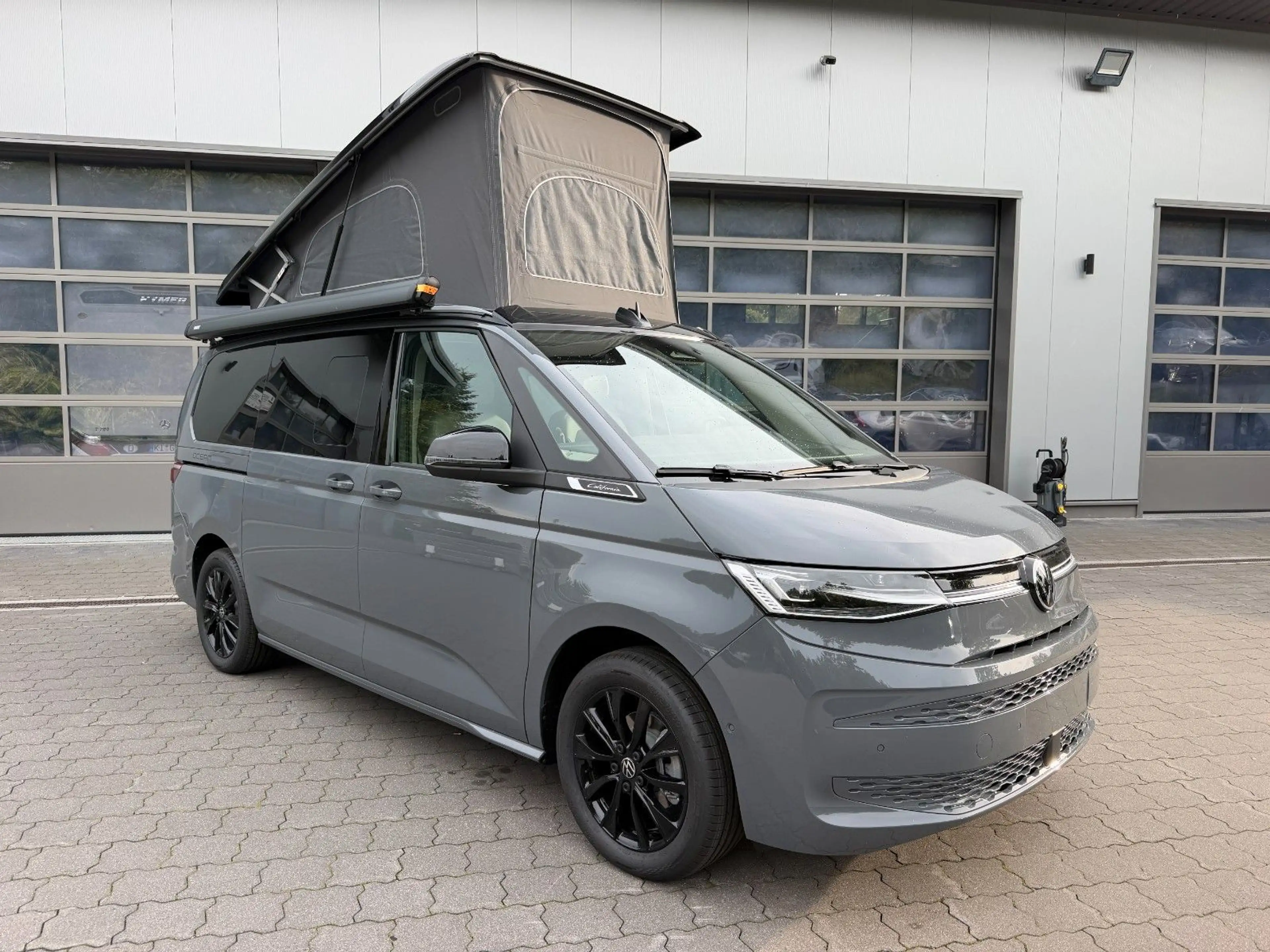 Volkswagen T7 California Ocean 2.0 TDI DSG TOP+AHK+18"+NEU — photo 9