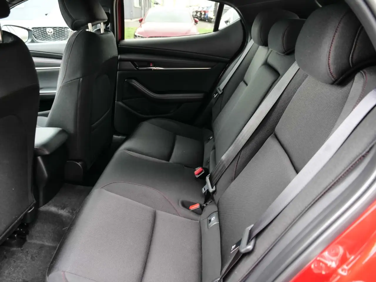Mazda MAZDA3 2025 2.5L e-SKYACTIV G 140ps 6AT FWD Homura, миниатюра 8