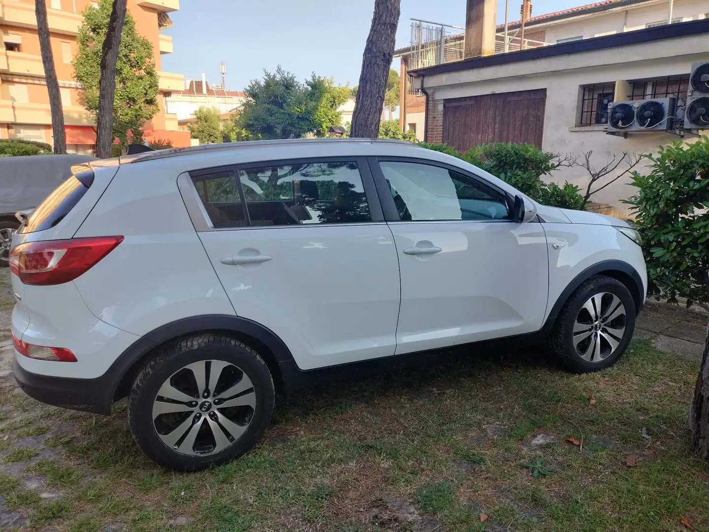 Kia Sportage 1.7 crdi Active 2wd - 1