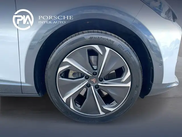 Cupra Tavascan view 7