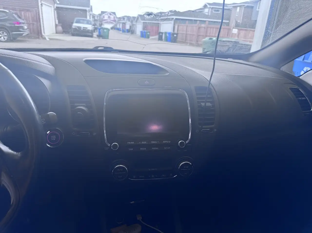 Kia Forte снимка Kia Forte