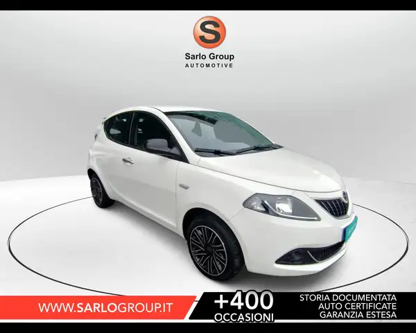 Lancia Ypsilon 1.0 FireFly 5 porte S&S Hybrid Gold