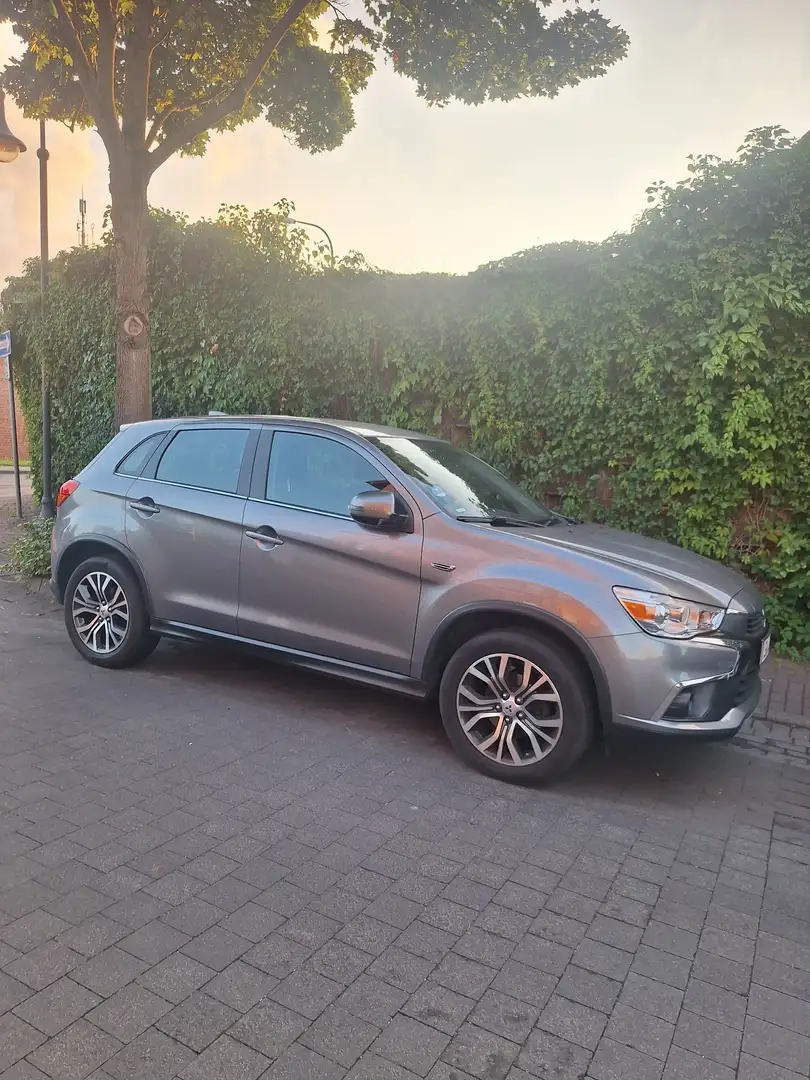 Mitsubishi ASX 1.6 2WD Diamant Edition - 1