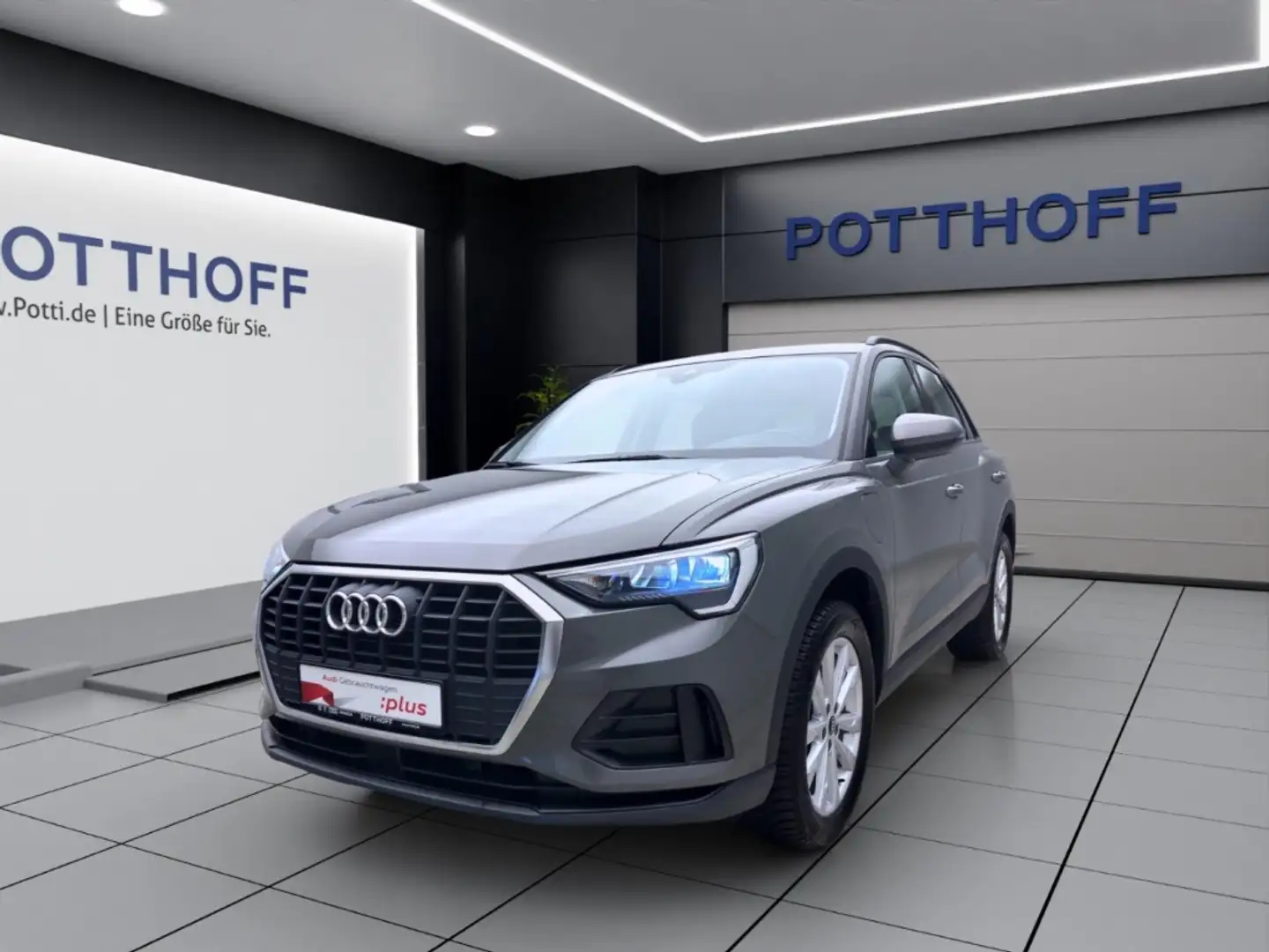 Audi Q3 45 TFSIe AHK SITZHZG KLIMA LM18 DAB+ Grau - 1