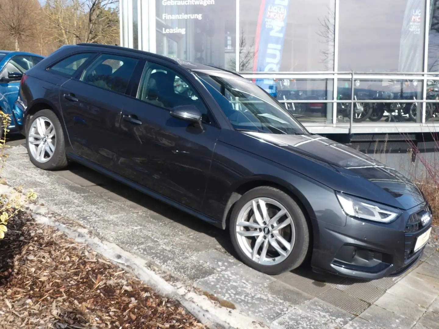 Audi A4 Avant 40 TDI advanced, elektr. Sitzein, Navi Grau - 1