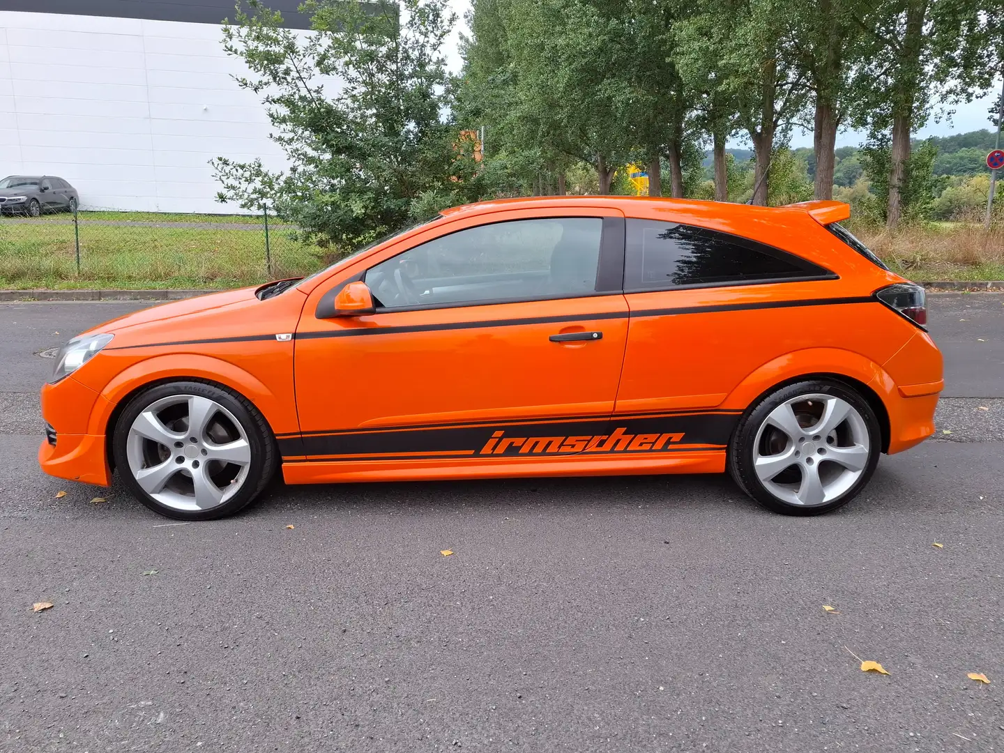 Opel Astra GTC Edition Irmscher 1.8 TÜV 08/2027 Orange - 2
