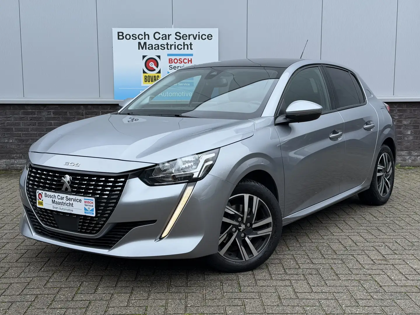 Peugeot 208 1.2 PureTech Allure | Panorama | Adaptive Cruise C Gris - 1