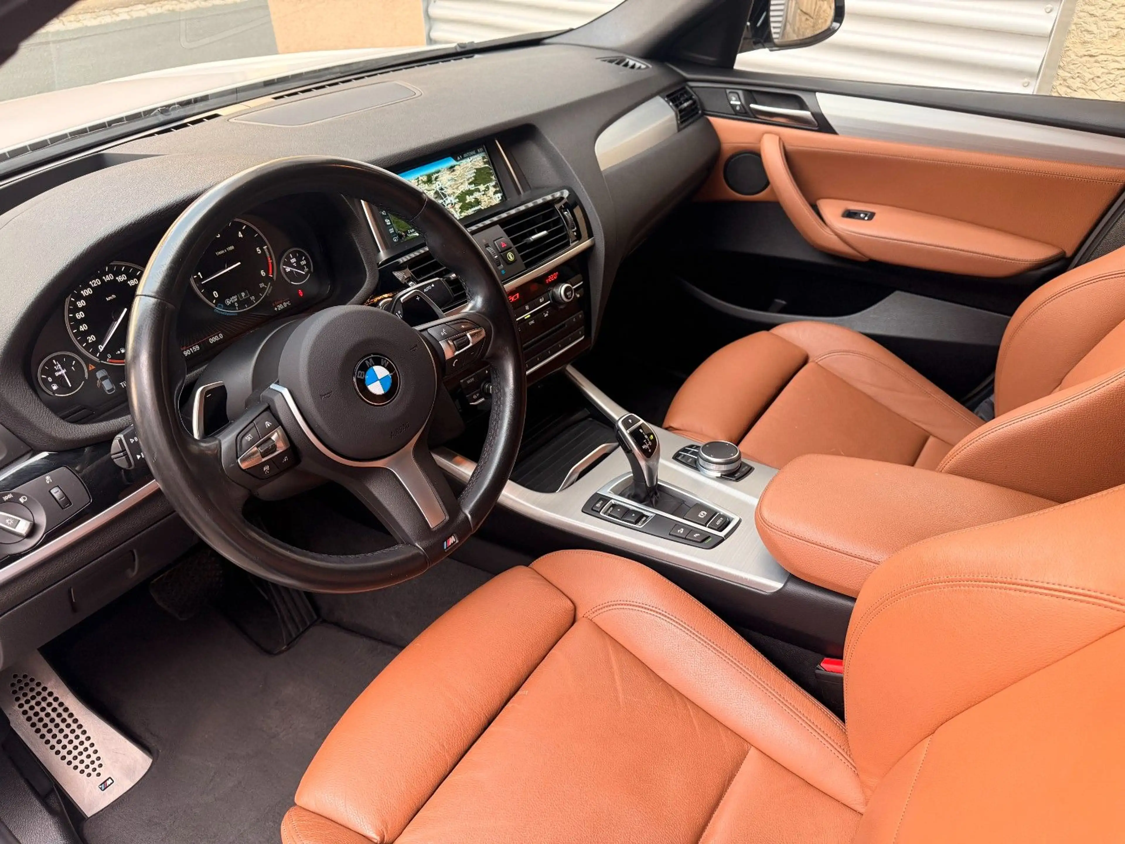 BMW X4 xDrive30d M Sport HeadUp Cam GS-Dach 8xRäder — photo 11