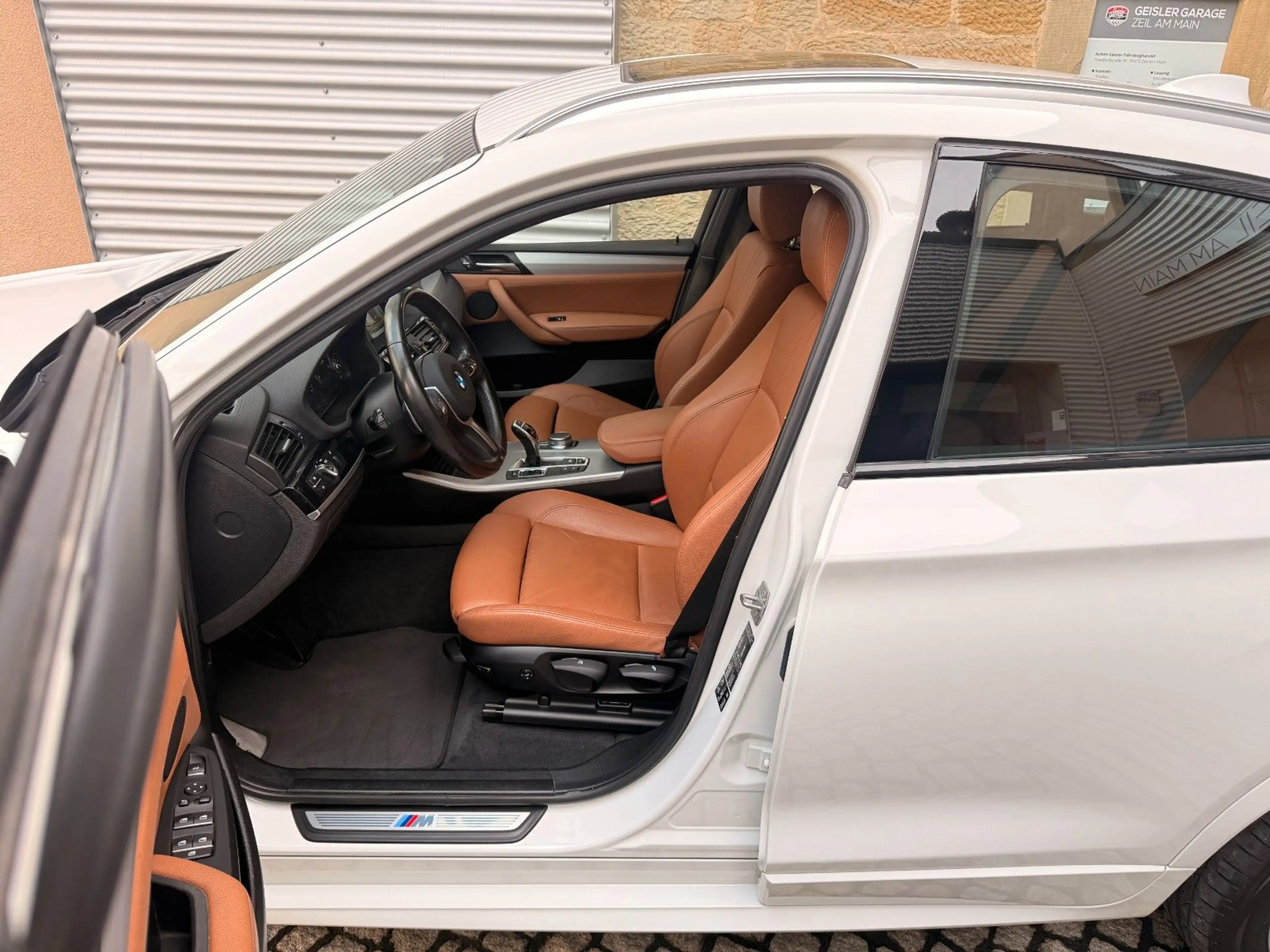 BMW X4 xDrive30d M Sport HeadUp Cam GS-Dach 8xRäder — photo 10
