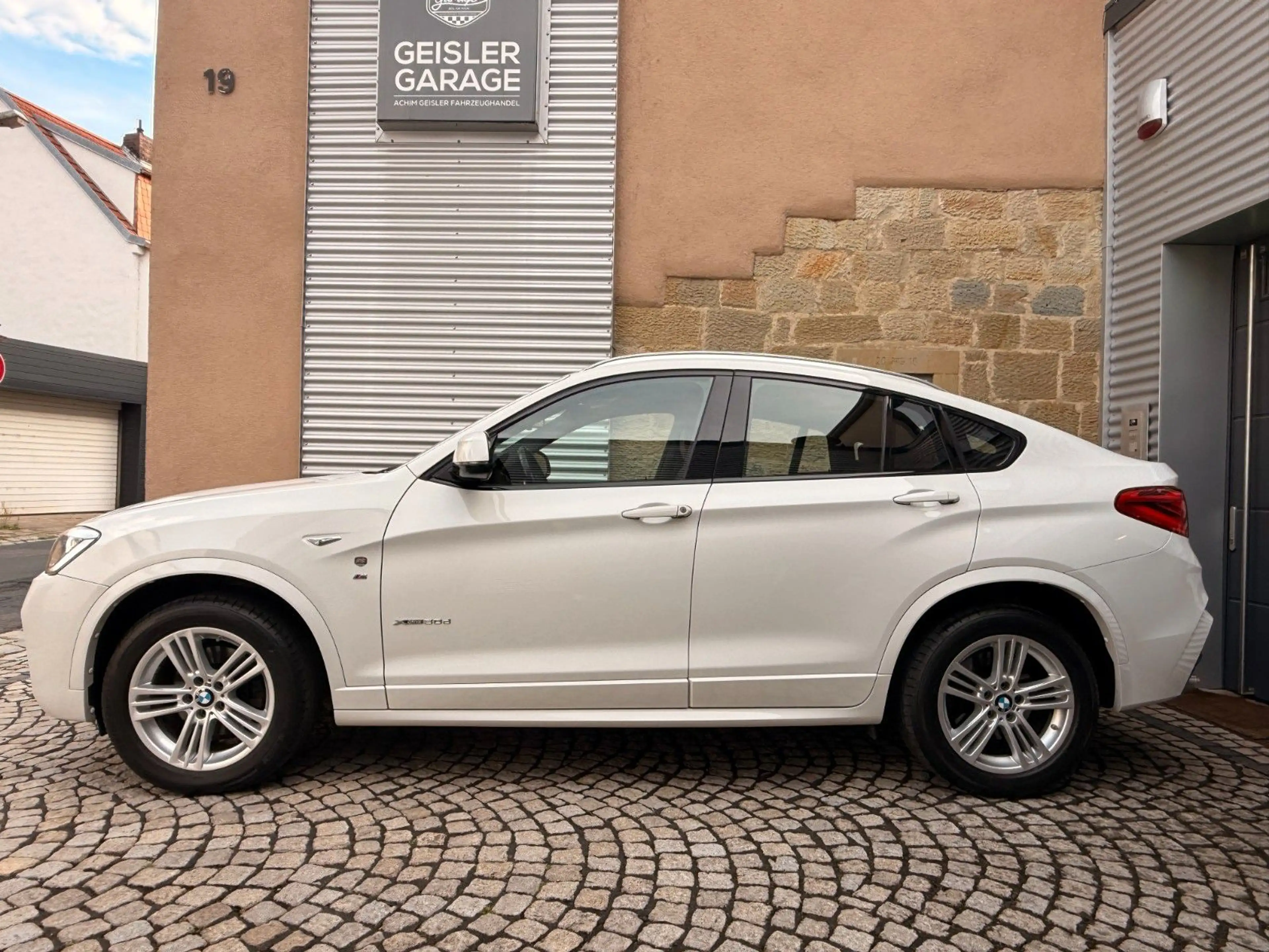 BMW X4 xDrive30d M Sport HeadUp Cam GS-Dach 8xRäder — photo 4