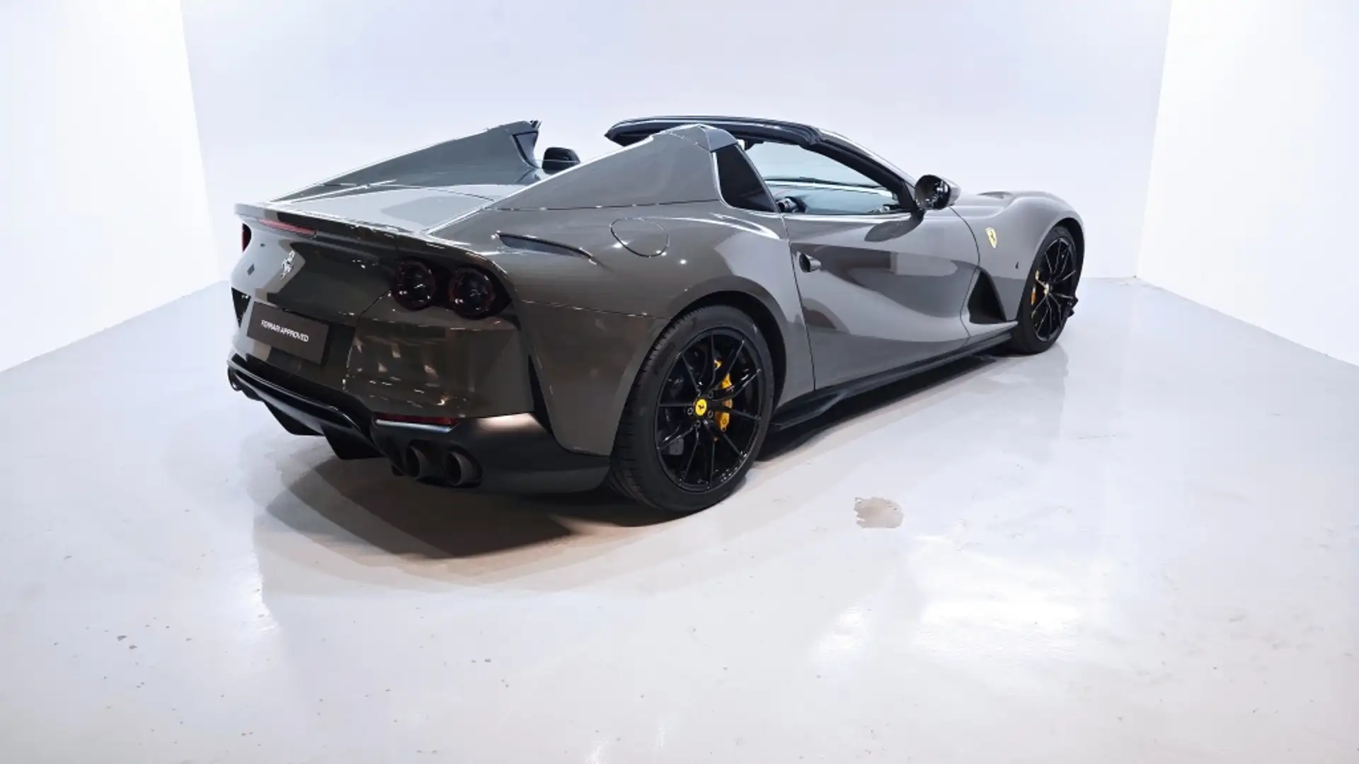 Ferrari 812 GTS Grigio - 2