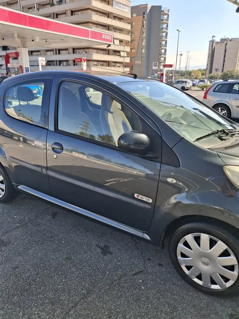 Peugeot 107 107 2005 5p 1.0 12v Sweet Years c/esp Nero - 2