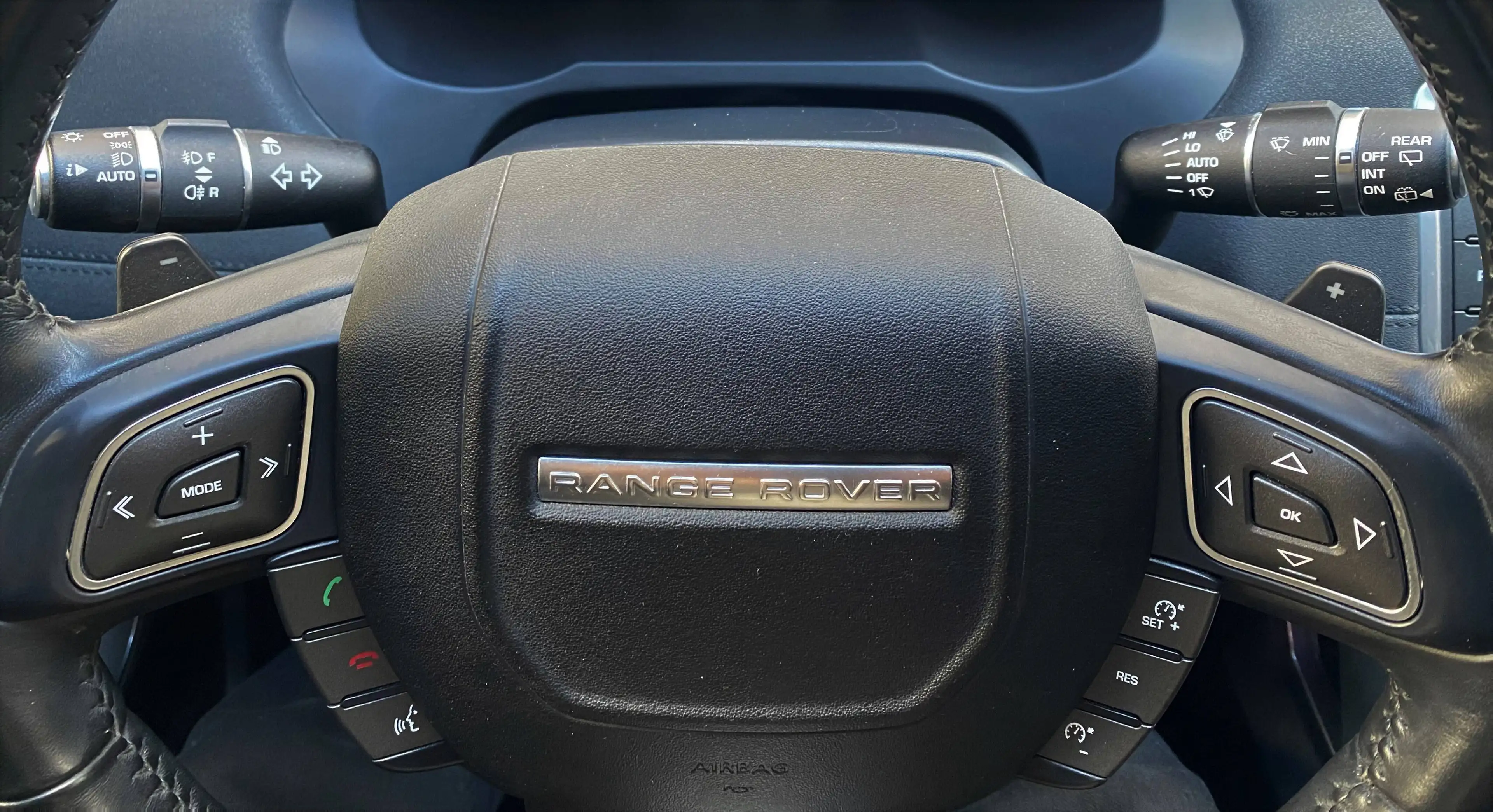 Land Rover Range Rover Evoque SE*PANO*AHK*LEDER — photo 14