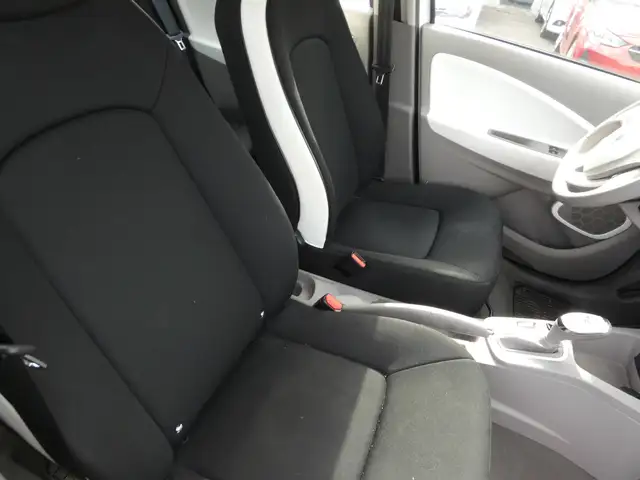 Renault Zoe view 11