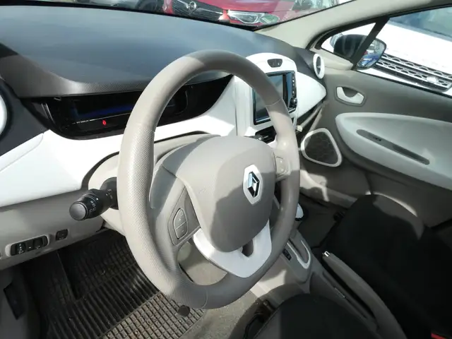 Renault Zoe view 13